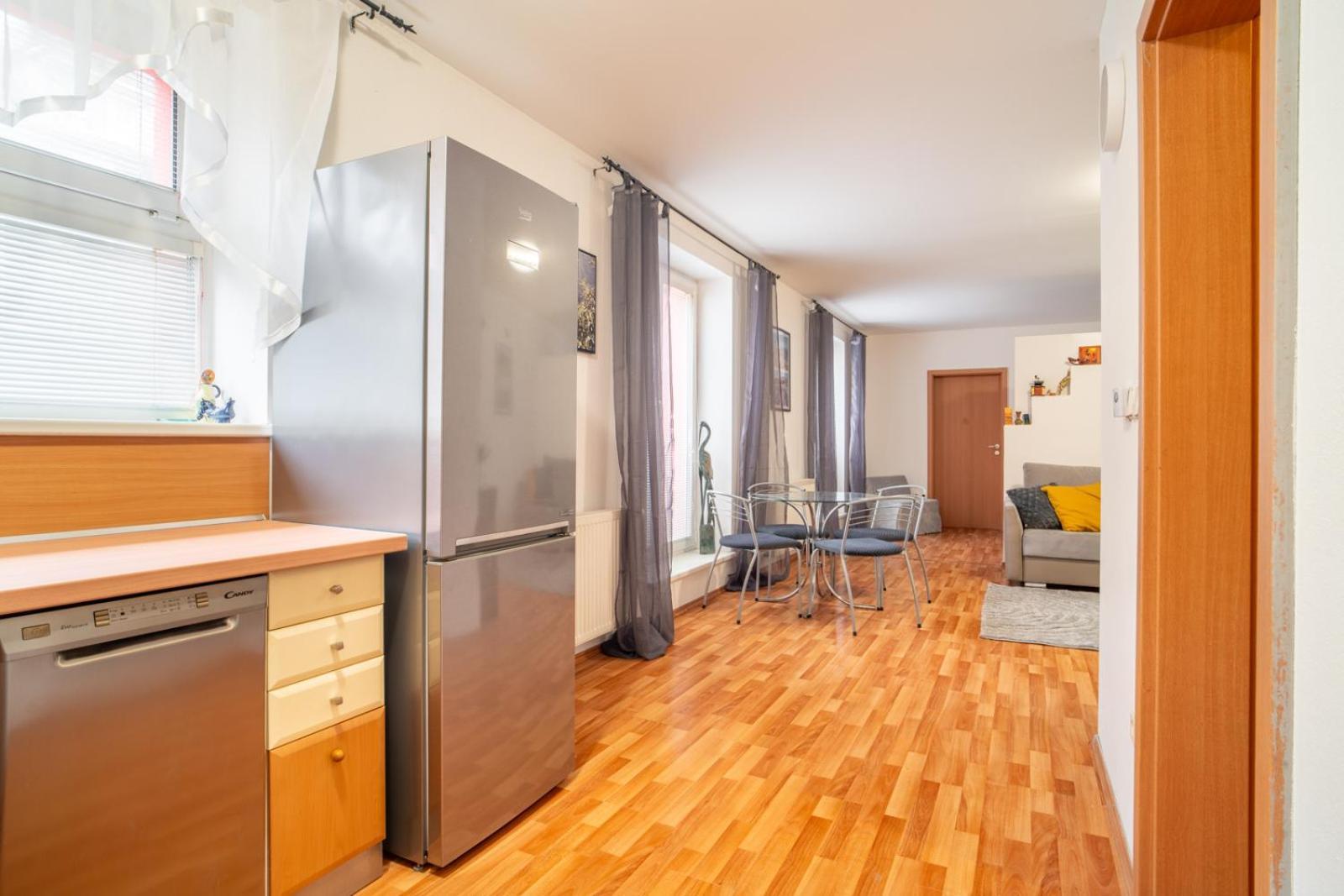 A Cozy Apartment In Bratislava Downtown ภายนอก รูปภาพ