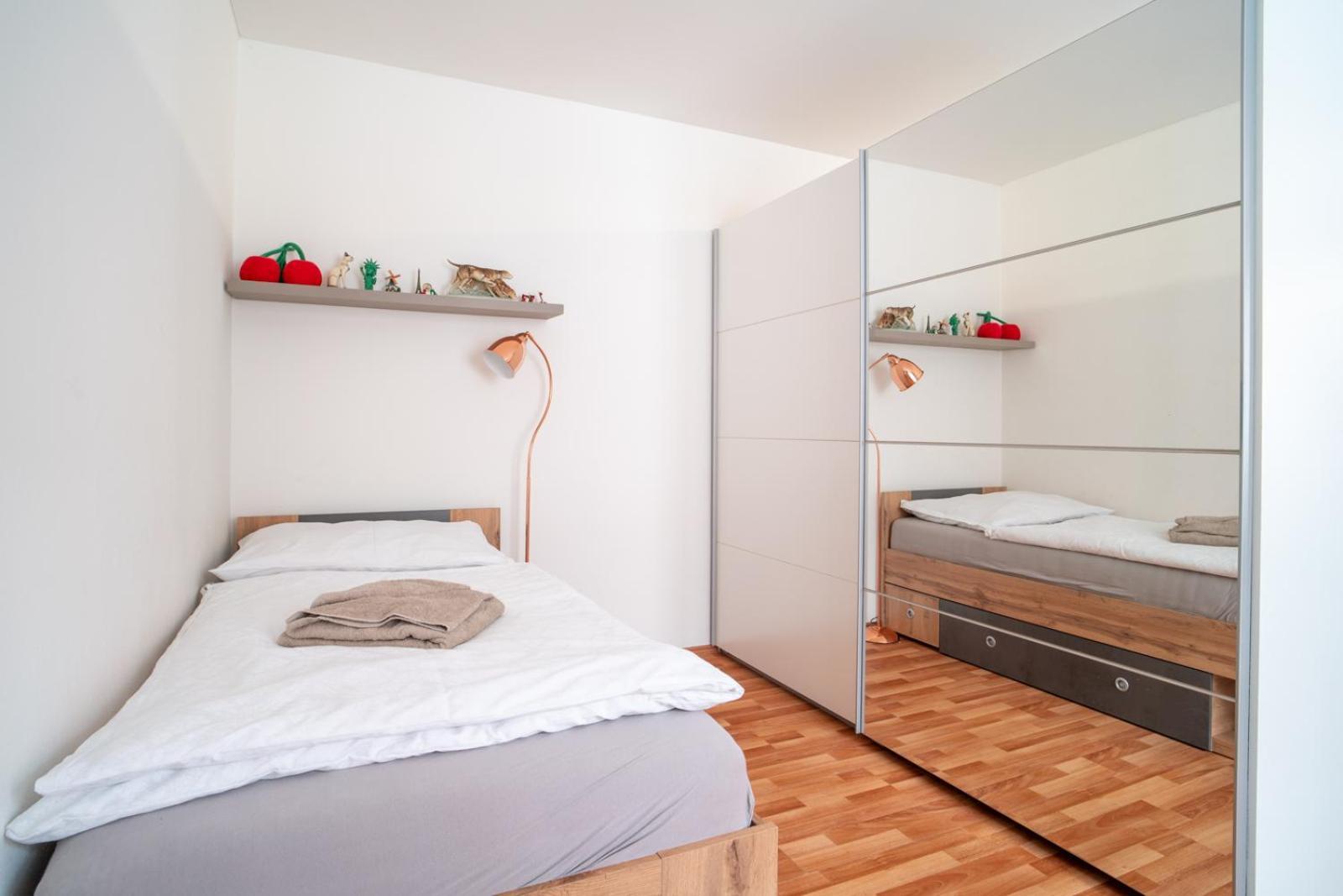 A Cozy Apartment In Bratislava Downtown ภายนอก รูปภาพ